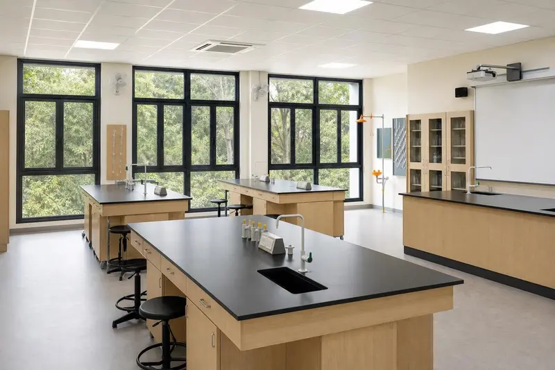 学校科学实验室
