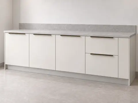 Handle approach — edge-pull